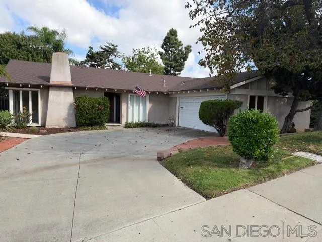 https://cdn.realtyfeed.com/cdn/127/260025413/963ee1f84863c4c5866eb85e151a6d01.webp