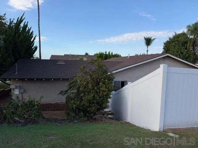 https://cdn.realtyfeed.com/cdn/127/260025413/d747f4a595939050e43cbcea6c1c1e91.webp