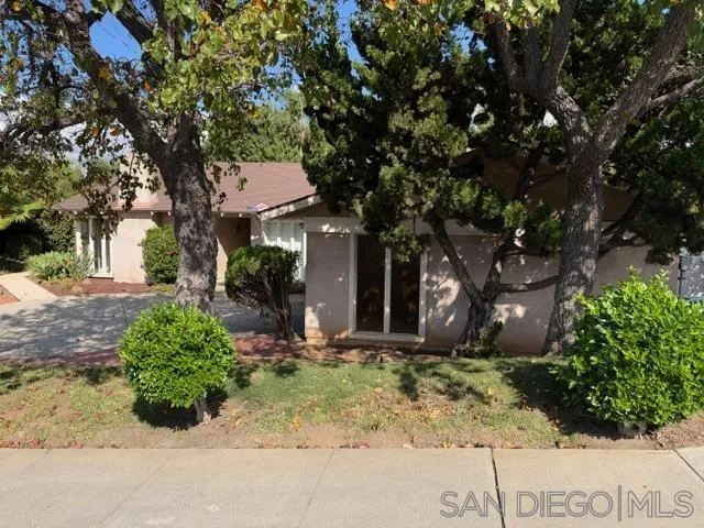 https://cdn.realtyfeed.com/cdn/127/260025413/d9ddcdbfd1d21d137f0a349d48133fe8.webp