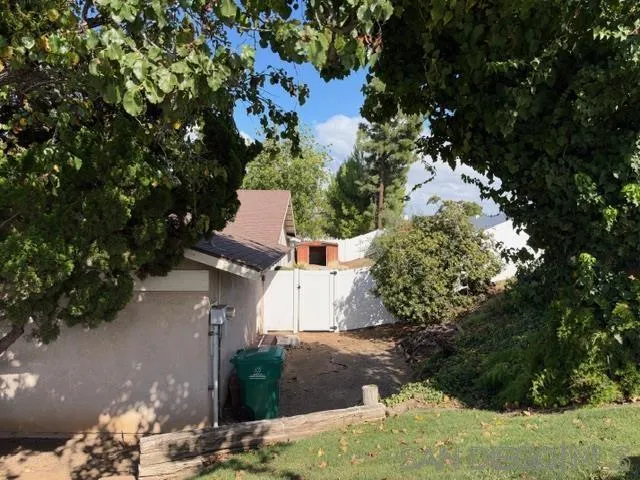 https://cdn.realtyfeed.com/cdn/127/260025413/eb7e2a7c2ef80d56331493f936002649.webp