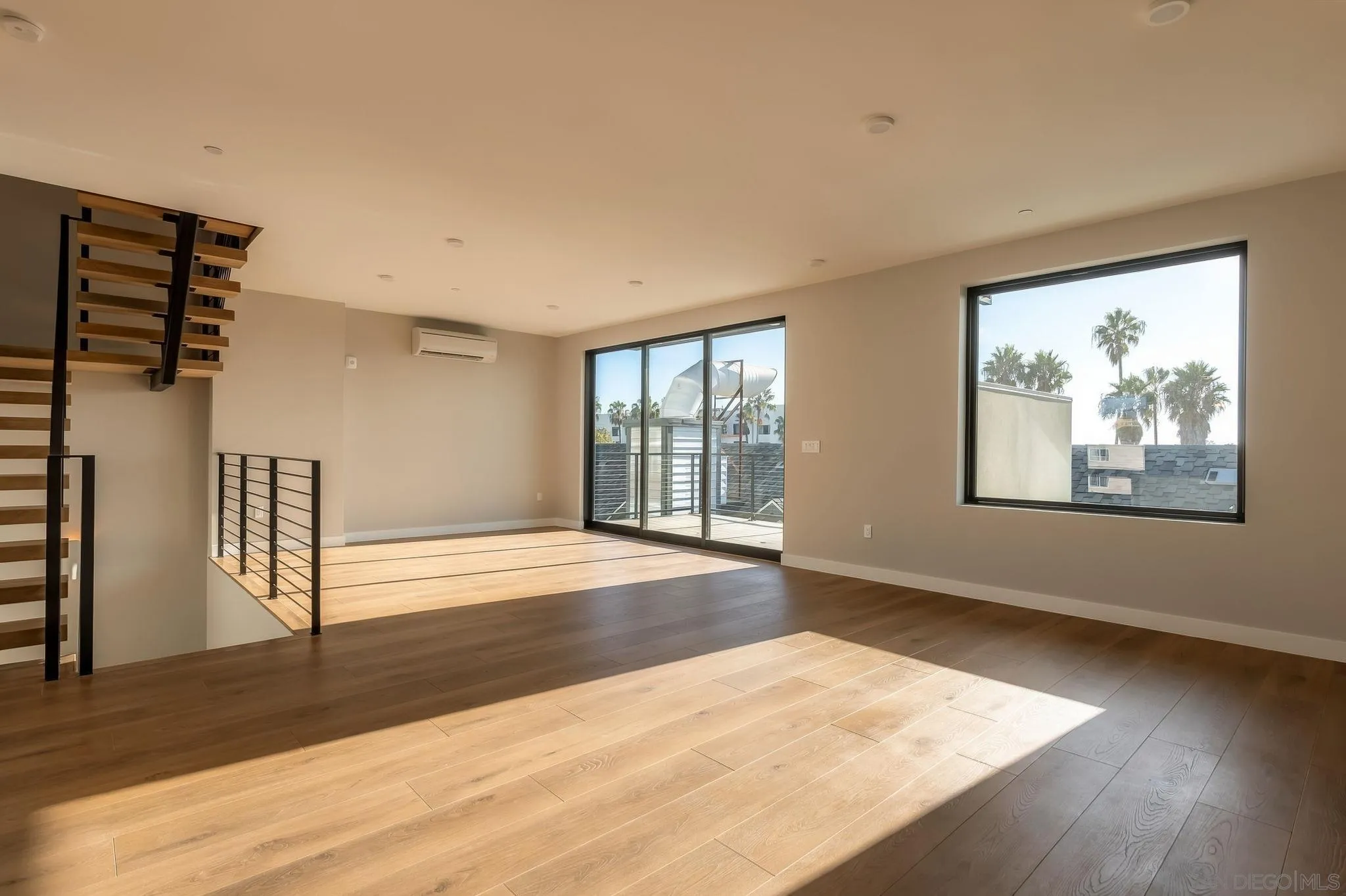 505 N Freeman Street, #201, Oceanside, CA 92054