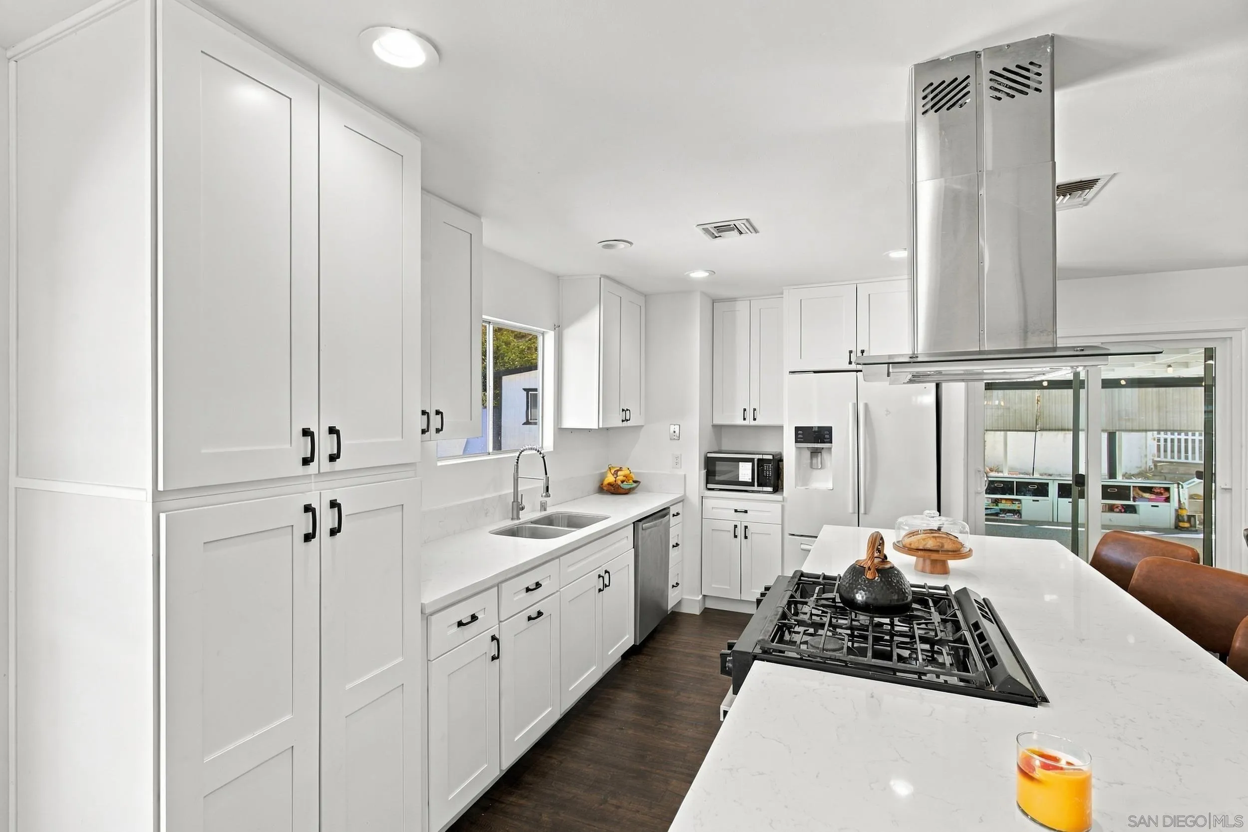 https://cdn.realtyfeed.com/cdn/127/260025415/77a563d08d824f87b0db6bafe20f7a5b.webp