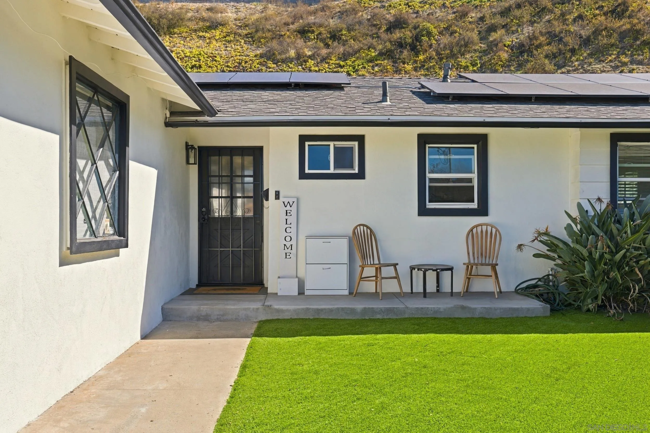 https://cdn.realtyfeed.com/cdn/127/260025415/858850cea7f18c9c66a2aef39cedb8a2.webp