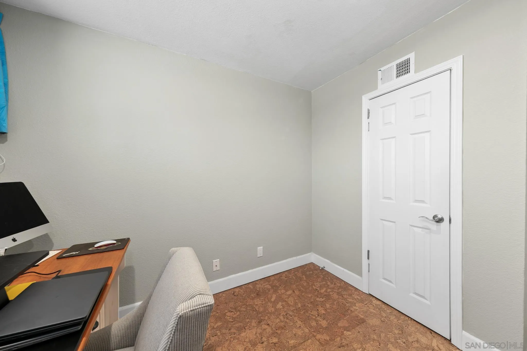 2072 Cardinal Drive, San Diego, CA 92123 2072 Cardinal Drive, San Diego, CA 92123