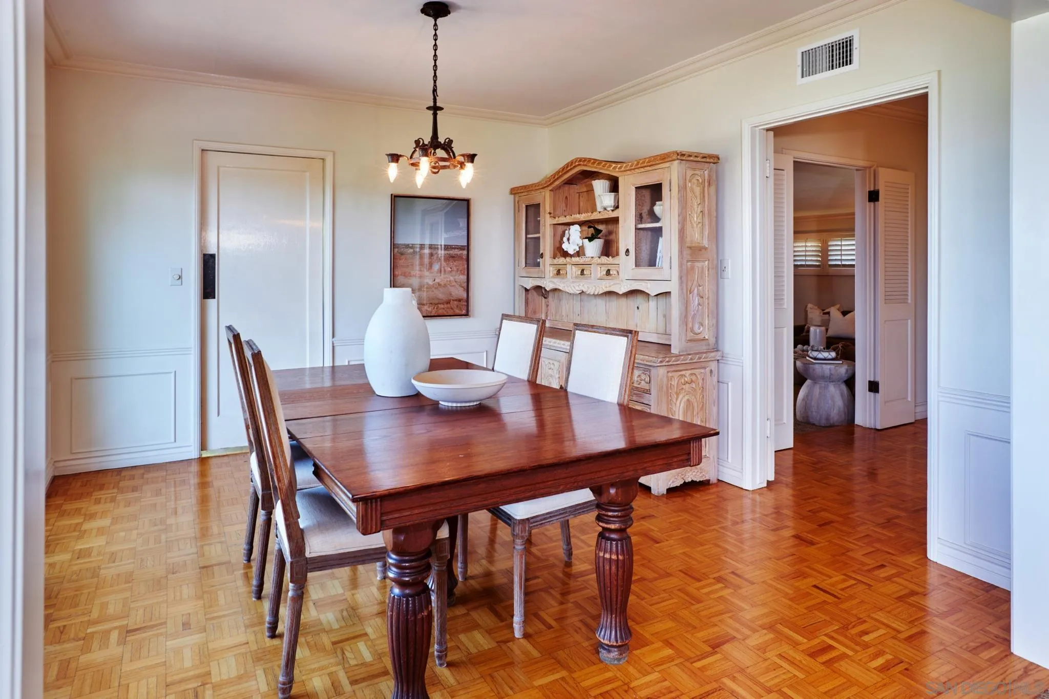 https://cdn.realtyfeed.com/cdn/127/260025417/0f390dbc0f1bd96a5e28ce77c8a1bf35.webp