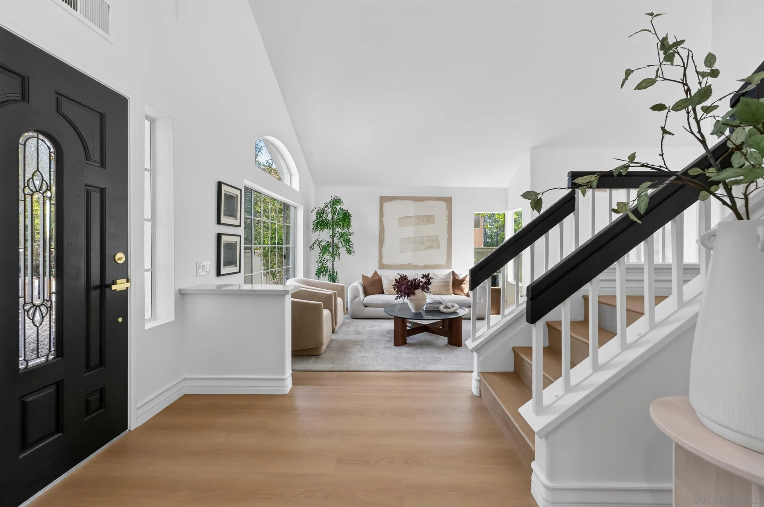 1873 Paseo Del Lago, Vista, CA 92081