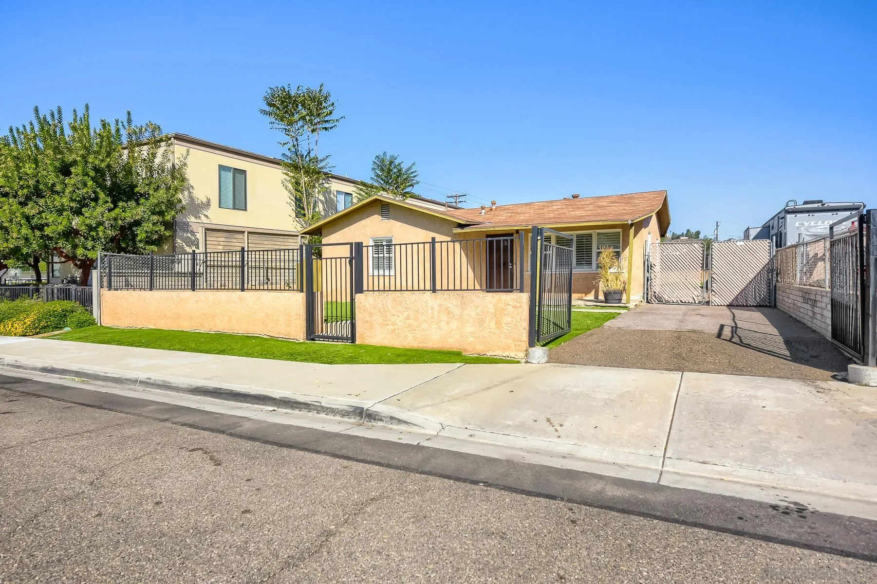 12312 PARKSIDE ST, Lakeside, CA 92040