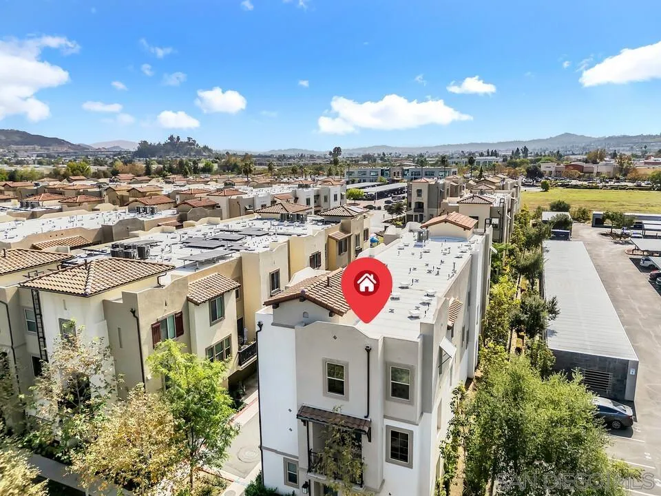 348 Millstream Ct., Santee, CA 92071