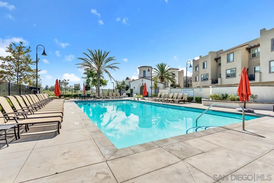 348 Millstream Ct., Santee, CA 92071