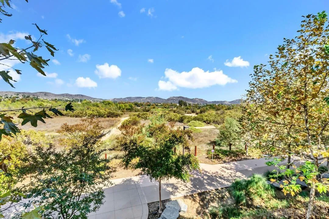 348 Millstream Ct., Santee, CA 92071