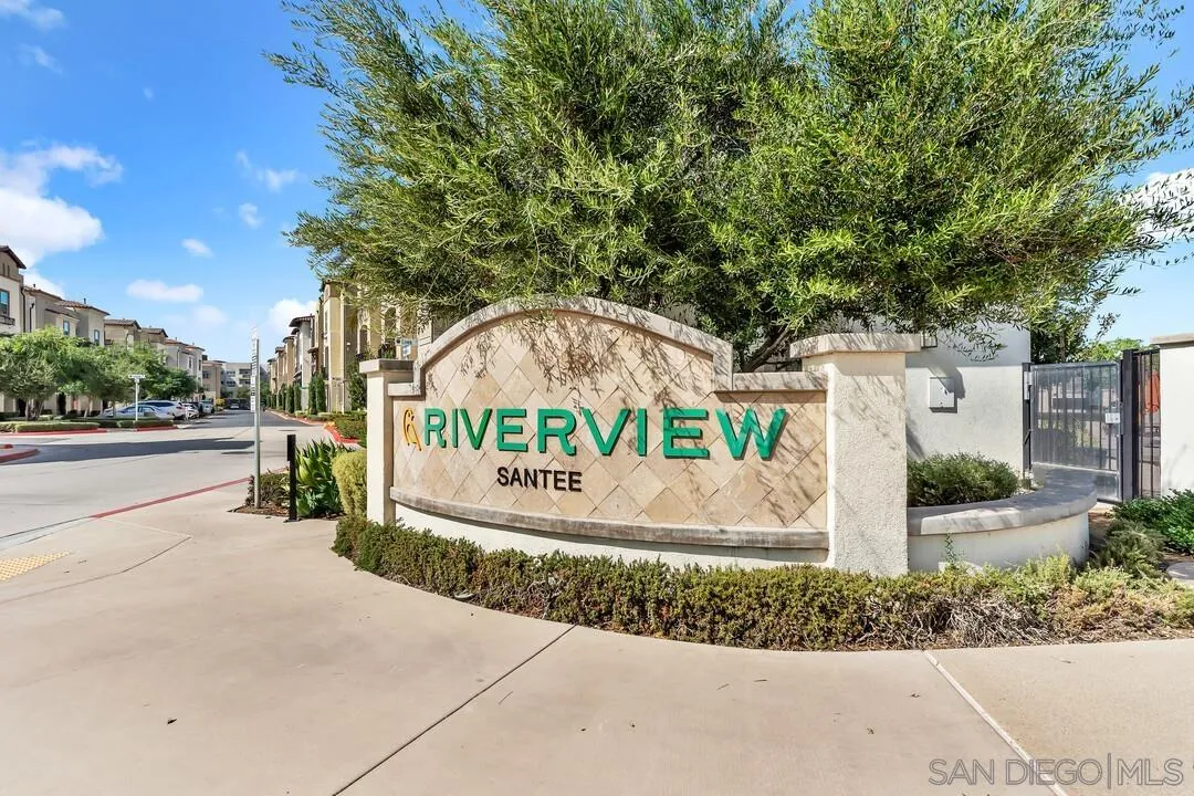 348 Millstream Ct., Santee, CA 92071