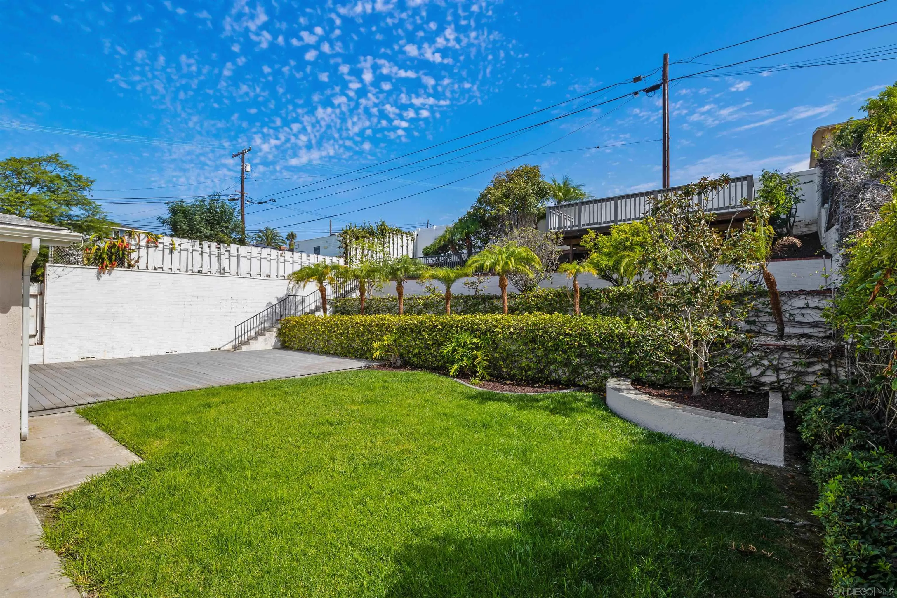 https://cdn.realtyfeed.com/cdn/127/260025433/26aa5dc6250e5812021eaf2bb941e1e3.webp
