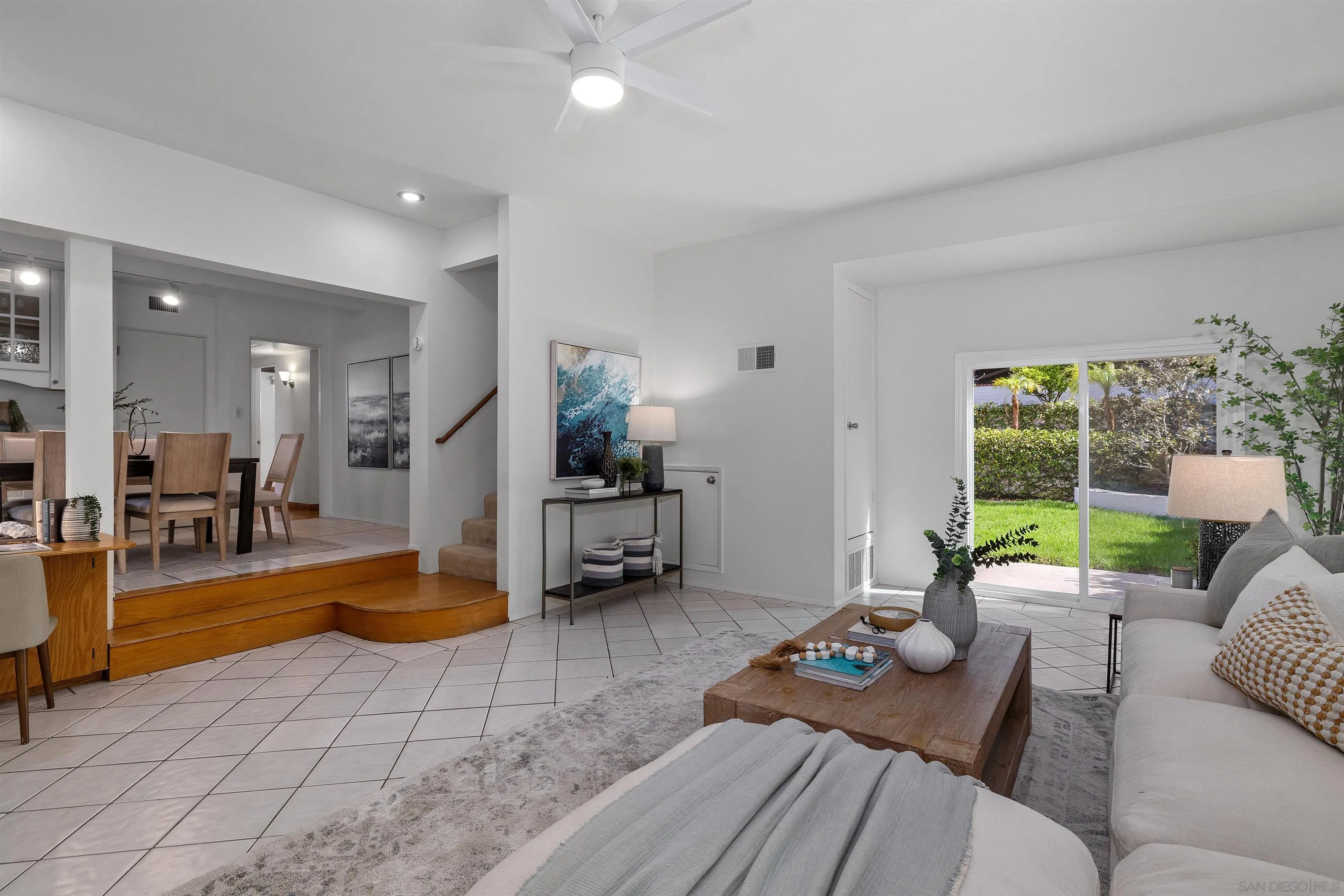 https://cdn.realtyfeed.com/cdn/127/260025433/9ac61da72cd32c27bc7e764174db00d1.webp