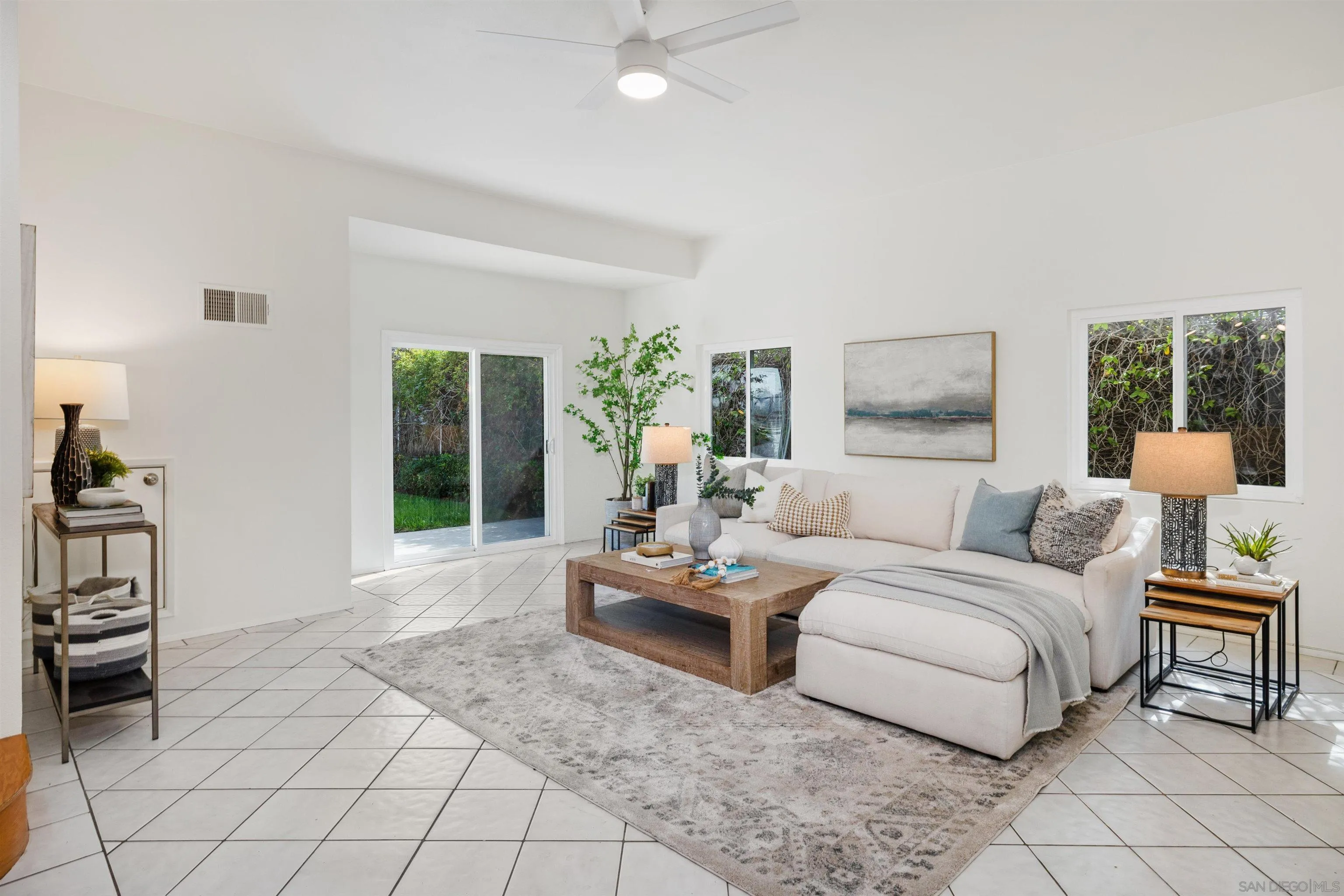 https://cdn.realtyfeed.com/cdn/127/260025433/bcfad8aac357e3fc8e9d99a2400ca893.webp