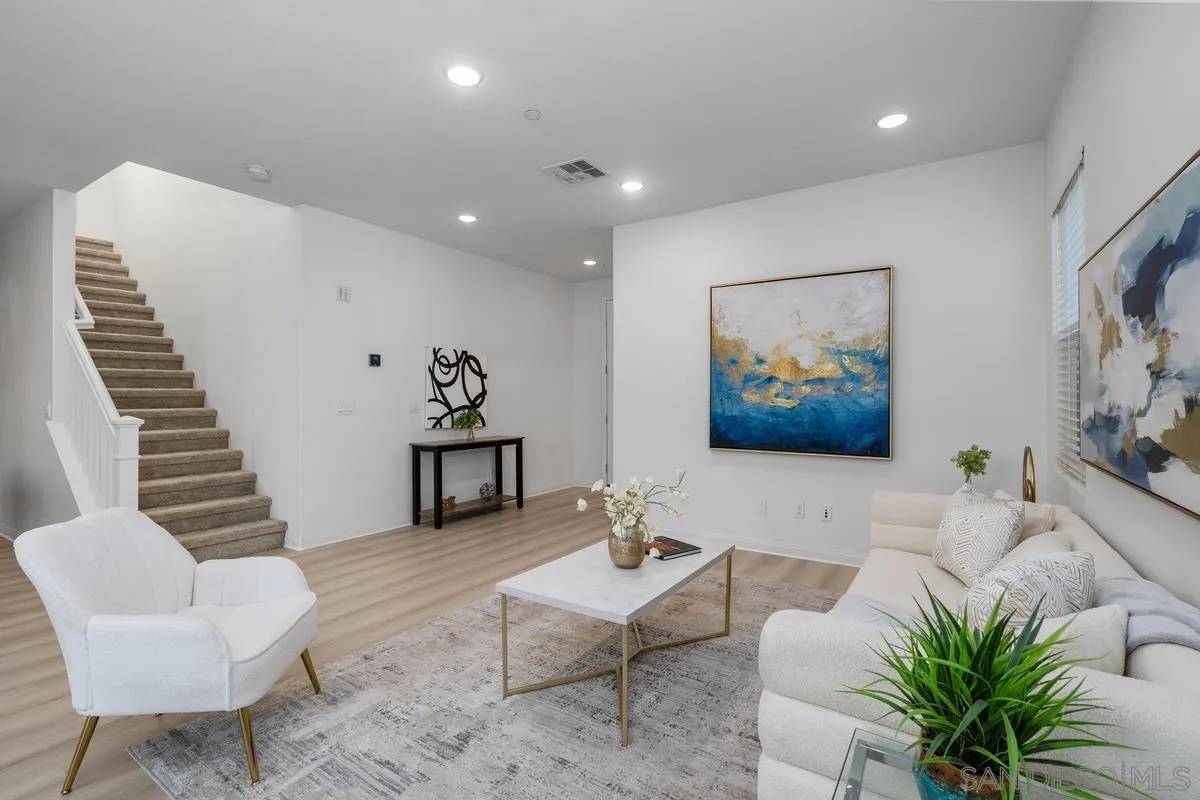 8636 Camden Drive, Santee, CA 92071