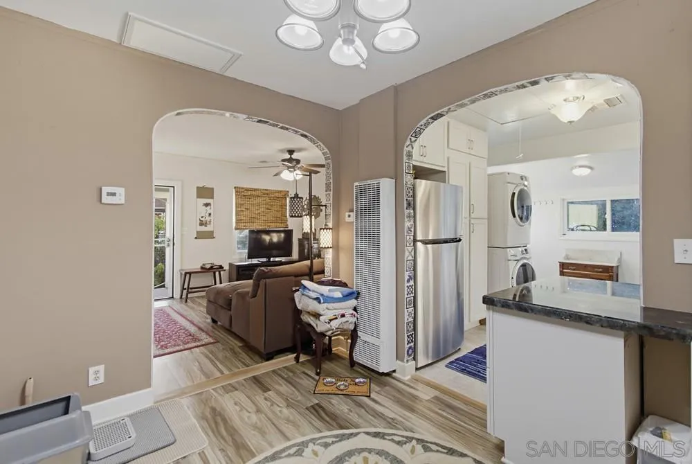 https://cdn.realtyfeed.com/cdn/127/260025436/23aee64142cc0749e96c4e0f0889a82f.webp