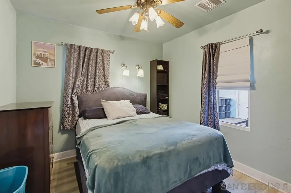 https://cdn.realtyfeed.com/cdn/127/260025436/320c631f4cd1d33b5a345ec57003caff.webp