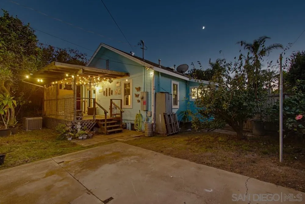 https://cdn.realtyfeed.com/cdn/127/260025436/3f0166b4b5bd313055b355674ab8a6a0.webp