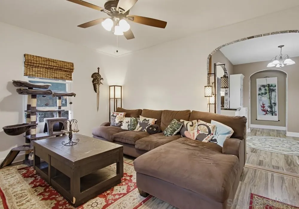 https://cdn.realtyfeed.com/cdn/127/260025436/40351b73e53c150a3ef9056eb0caa0d9.webp