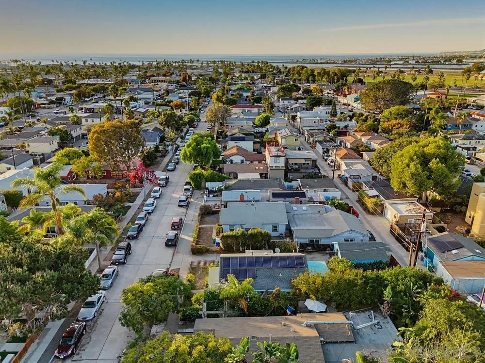 https://cdn.realtyfeed.com/cdn/127/260025436/80e072ea77657ccb523f3b9017df4993.webp