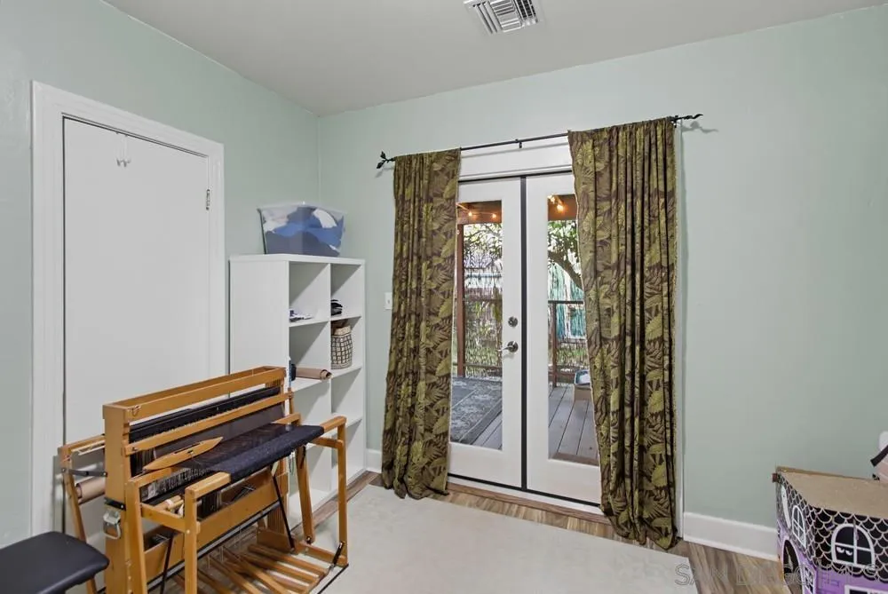 https://cdn.realtyfeed.com/cdn/127/260025436/8ca482304b549ffe67cbf8f5f54e9e40.webp