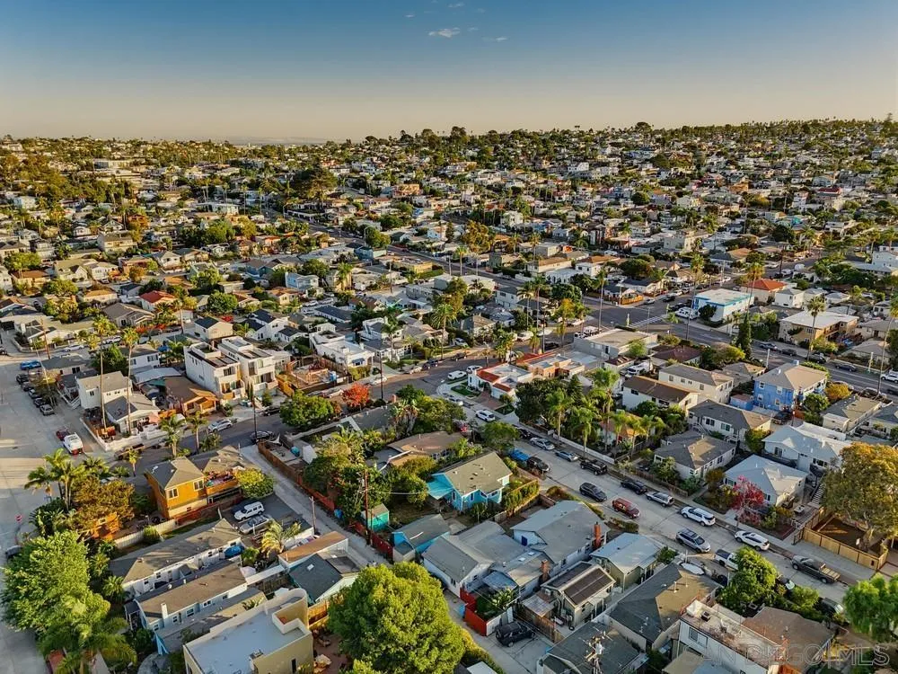 https://cdn.realtyfeed.com/cdn/127/260025436/9c032eb3fc1431c564d34e58125de0b4.webp
