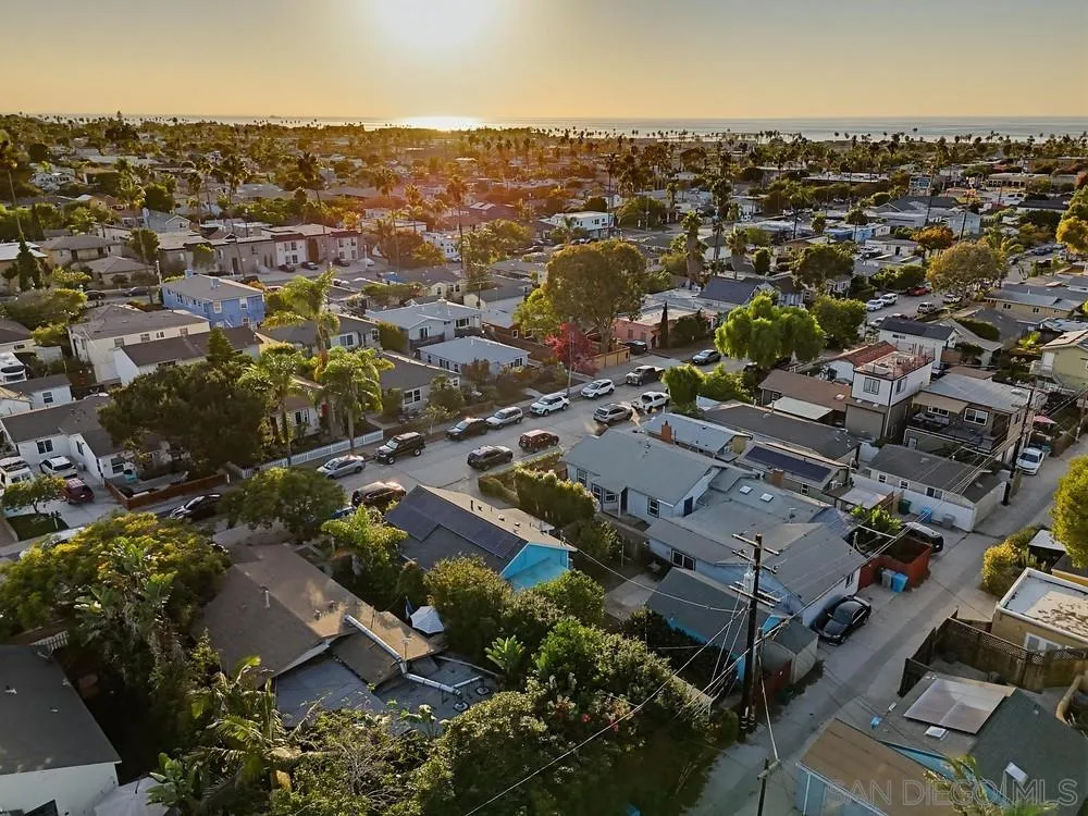 https://cdn.realtyfeed.com/cdn/127/260025436/a6a58bf7574d1ef0f3aeb09b9d9f3681.webp