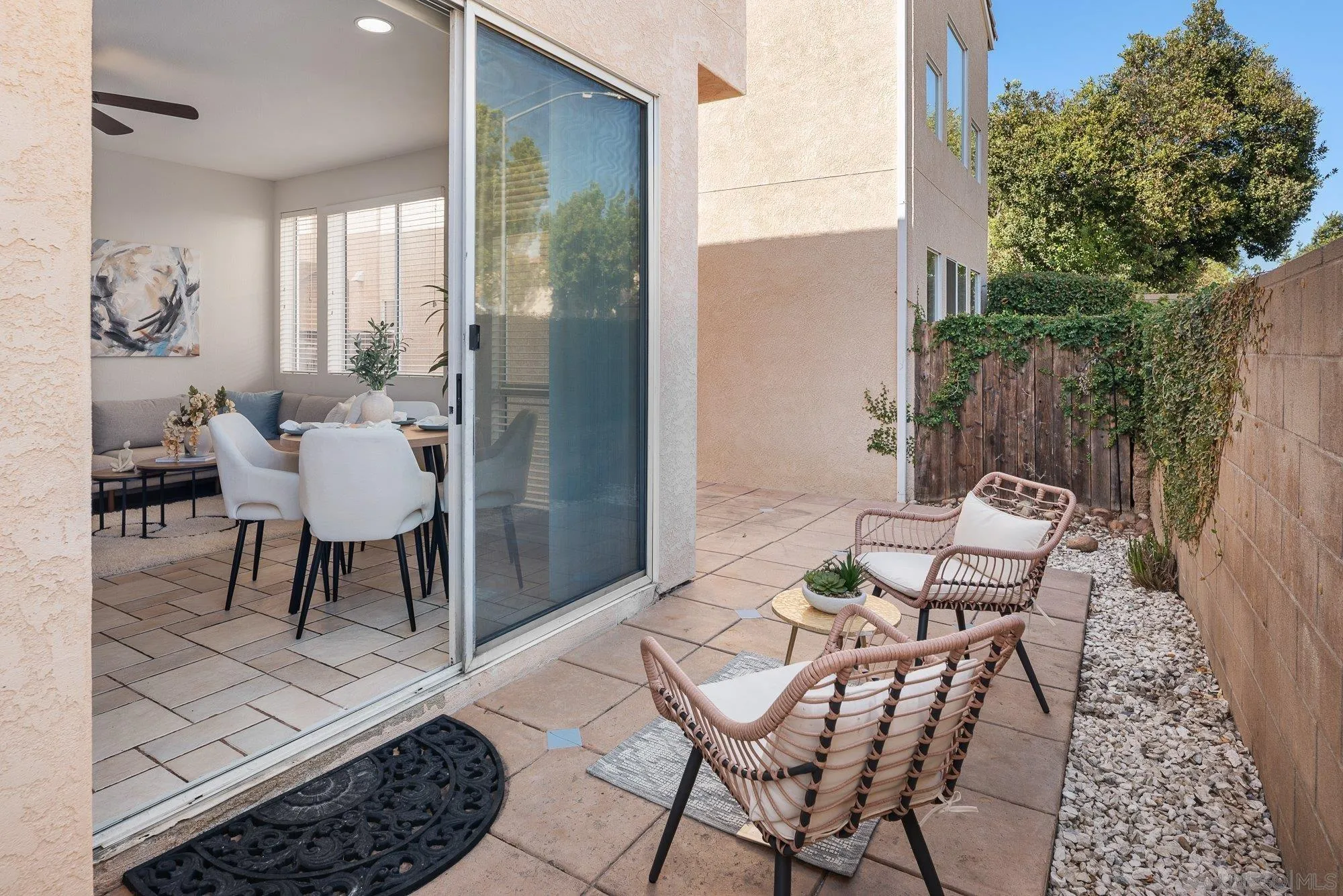 https://cdn.realtyfeed.com/cdn/127/260025438/0dde1e82dd0e64478e64446e6a61b09a.webp