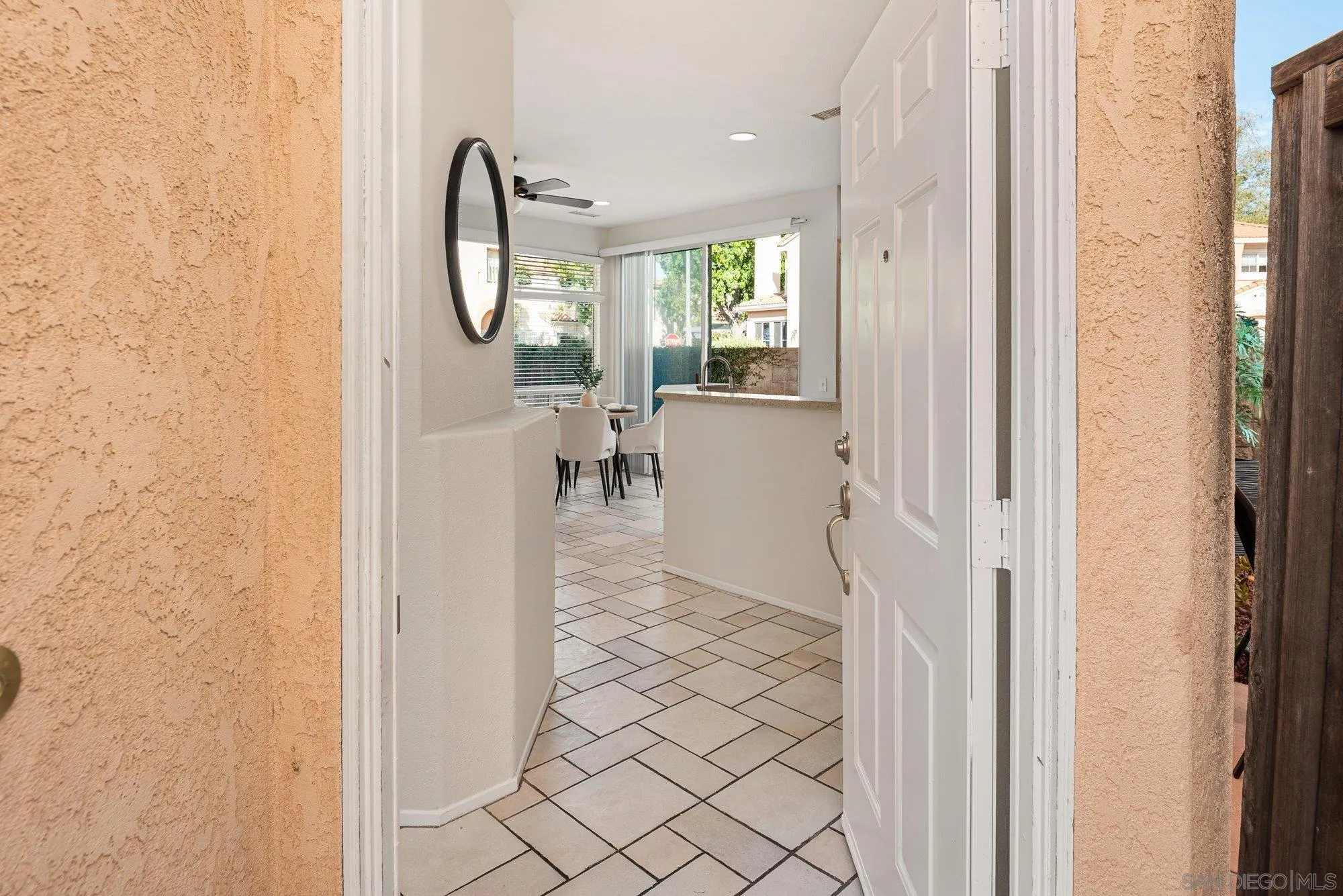 https://cdn.realtyfeed.com/cdn/127/260025438/312ebe54cf43c8a815b714fab0a07f99.webp
