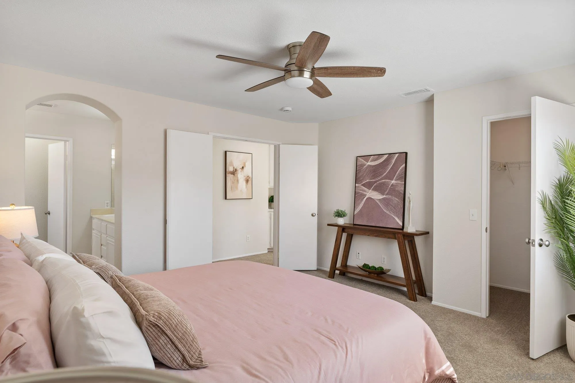 https://cdn.realtyfeed.com/cdn/127/260025438/6c79bded40e6bd98b59bc321e62daa3c.webp
