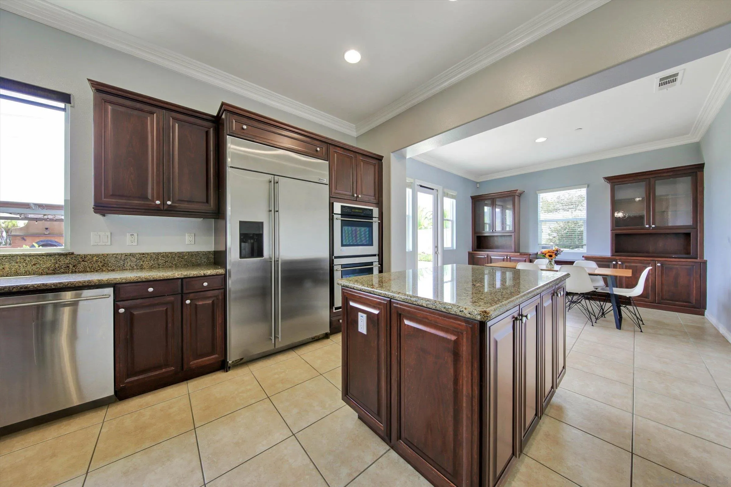 3176 Via Viganello, Chula Vista, CA 91914 3176 Via Viganello, Chula Vista, CA 91914