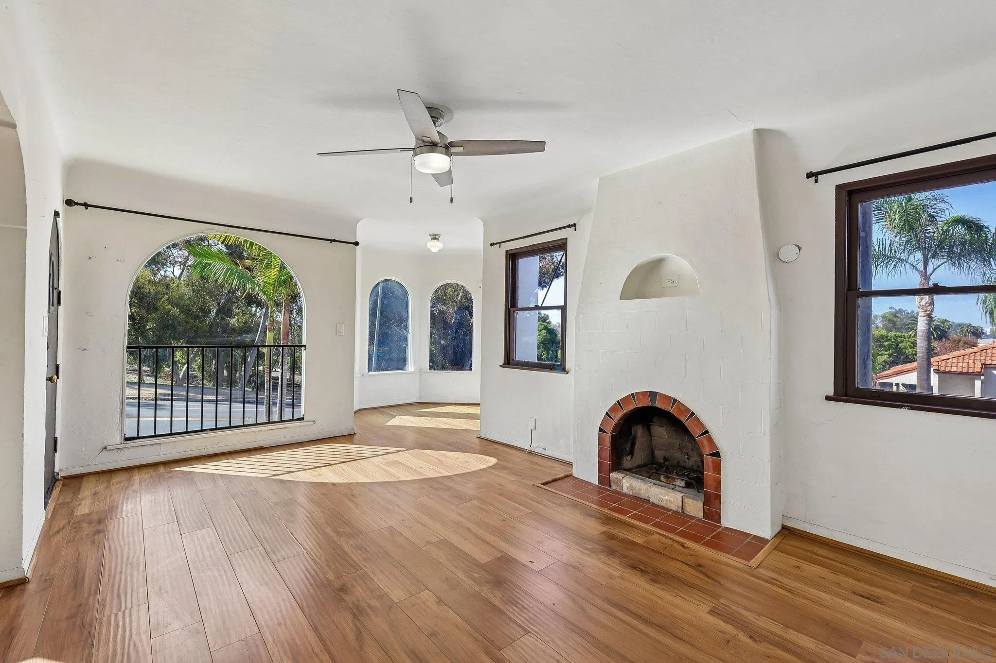 https://cdn.realtyfeed.com/cdn/127/260025442/6fbdec94391ed626d454ba2edfe6bb4a.webp