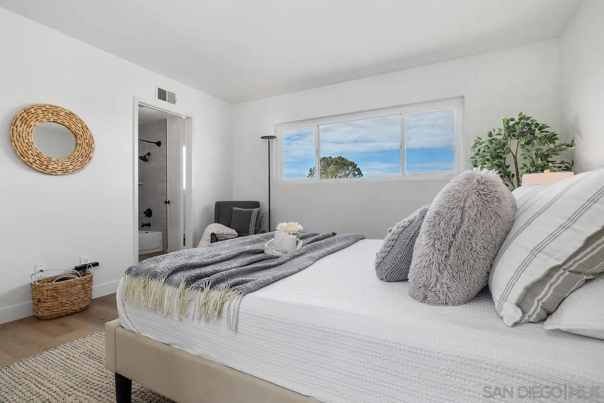 https://cdn.realtyfeed.com/cdn/127/260025443/30a92f8ce97cbe710ee142ef1954d537.webp