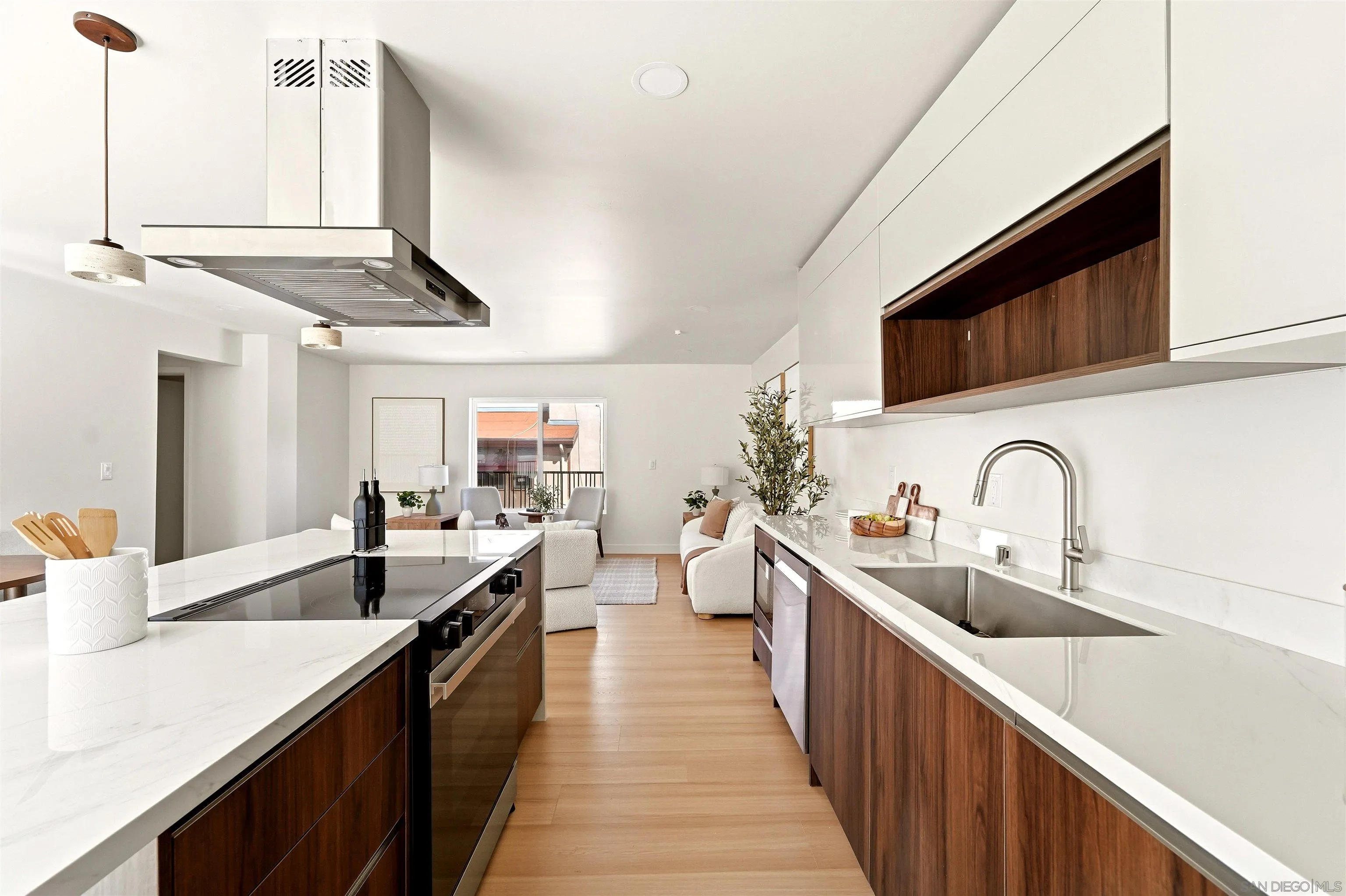 3425 Wilshire Ter, San Diego, CA 92104 3425 Wilshire Ter, San Diego, CA 92104