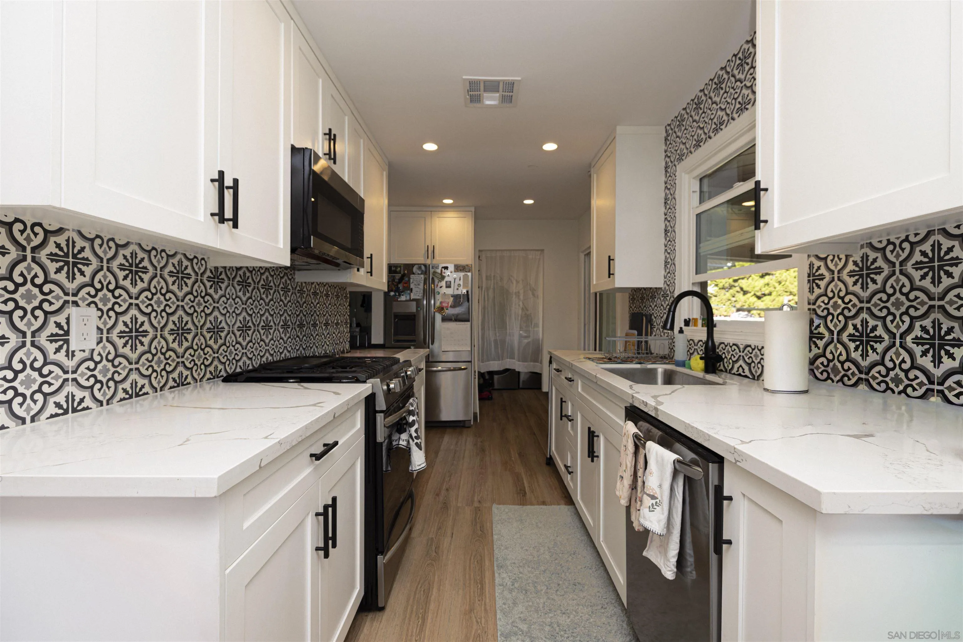 6266-68 Stewart St, San Diego, CA 92115 6266-68 Stewart St, San Diego, CA 92115