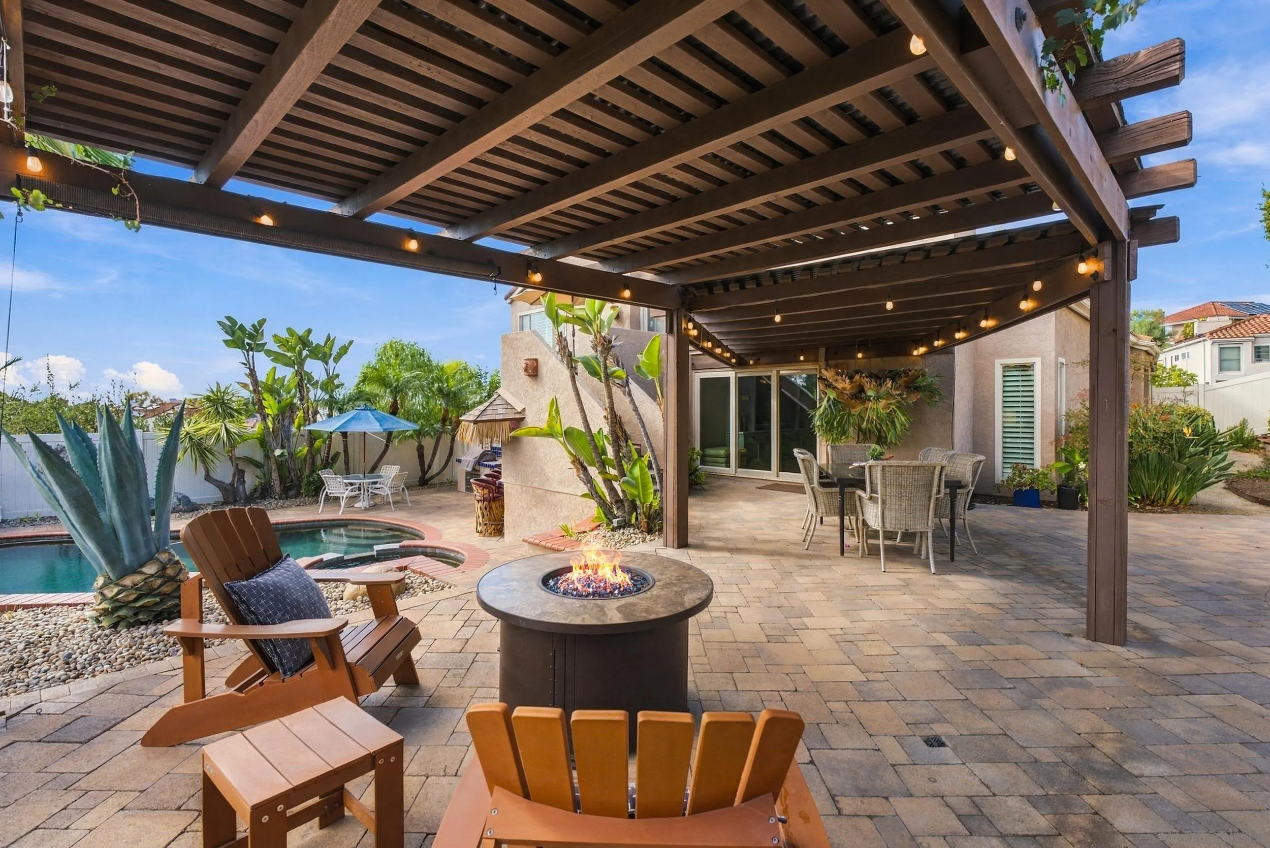 https://cdn.realtyfeed.com/cdn/127/260025457/7df51448894e5671df59c6c3fef16f4e.webp