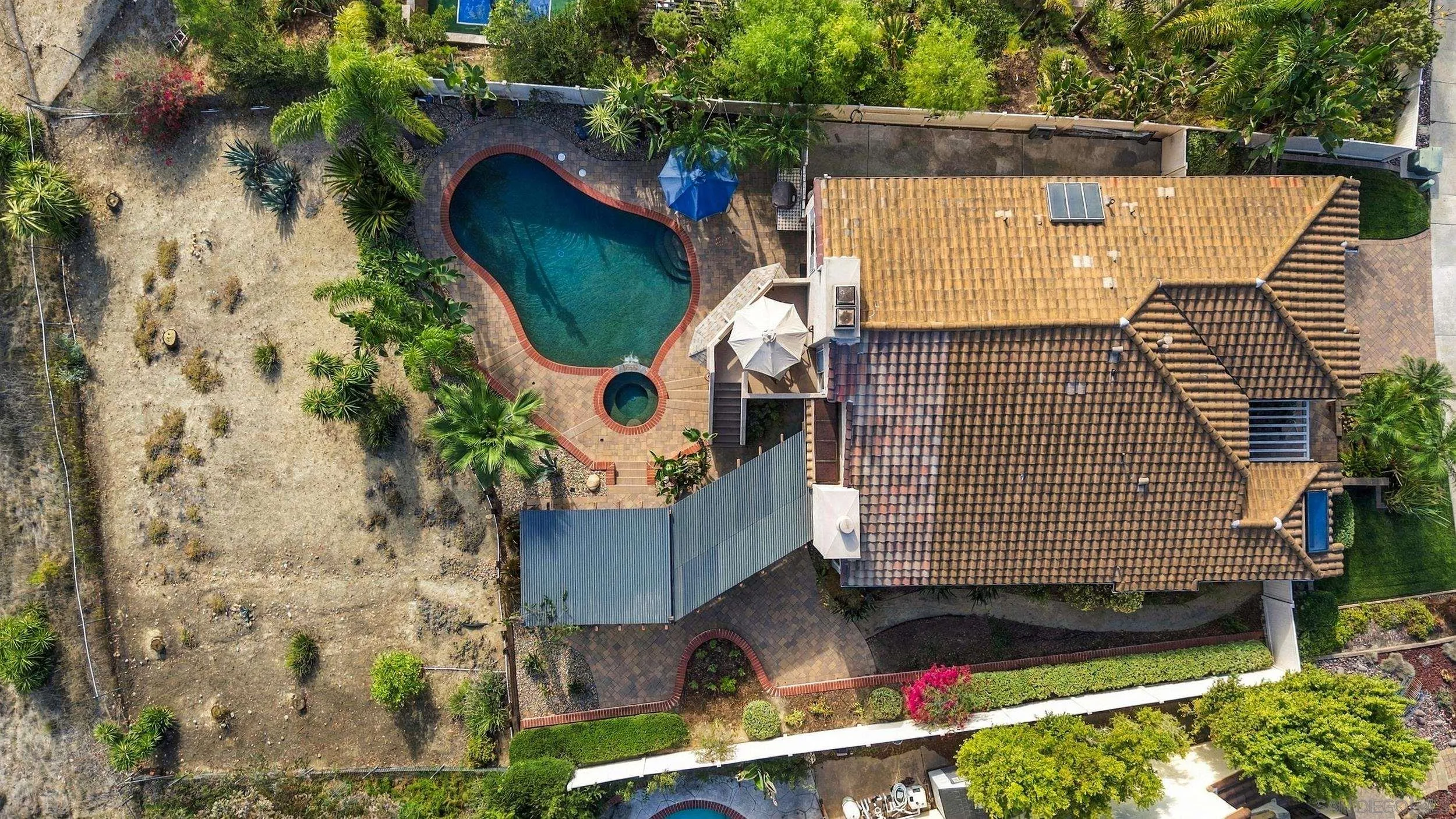 https://cdn.realtyfeed.com/cdn/127/260025457/fe1888a18faeb2bd2e9ccccb53126811.webp