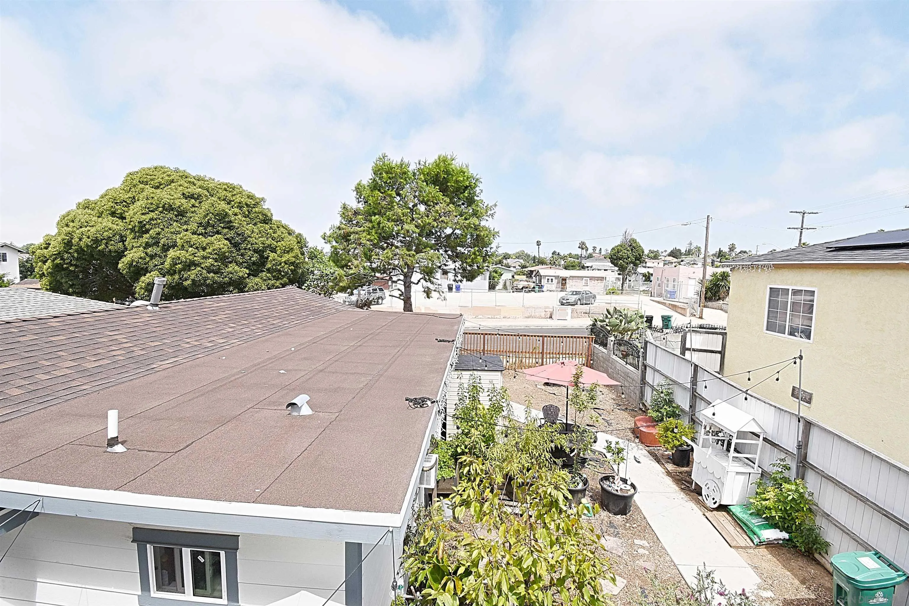 3775 - 3779 TEAK STREET, San Diego, CA 92113 3775 - 3779 TEAK STREET, San Diego, CA 92113