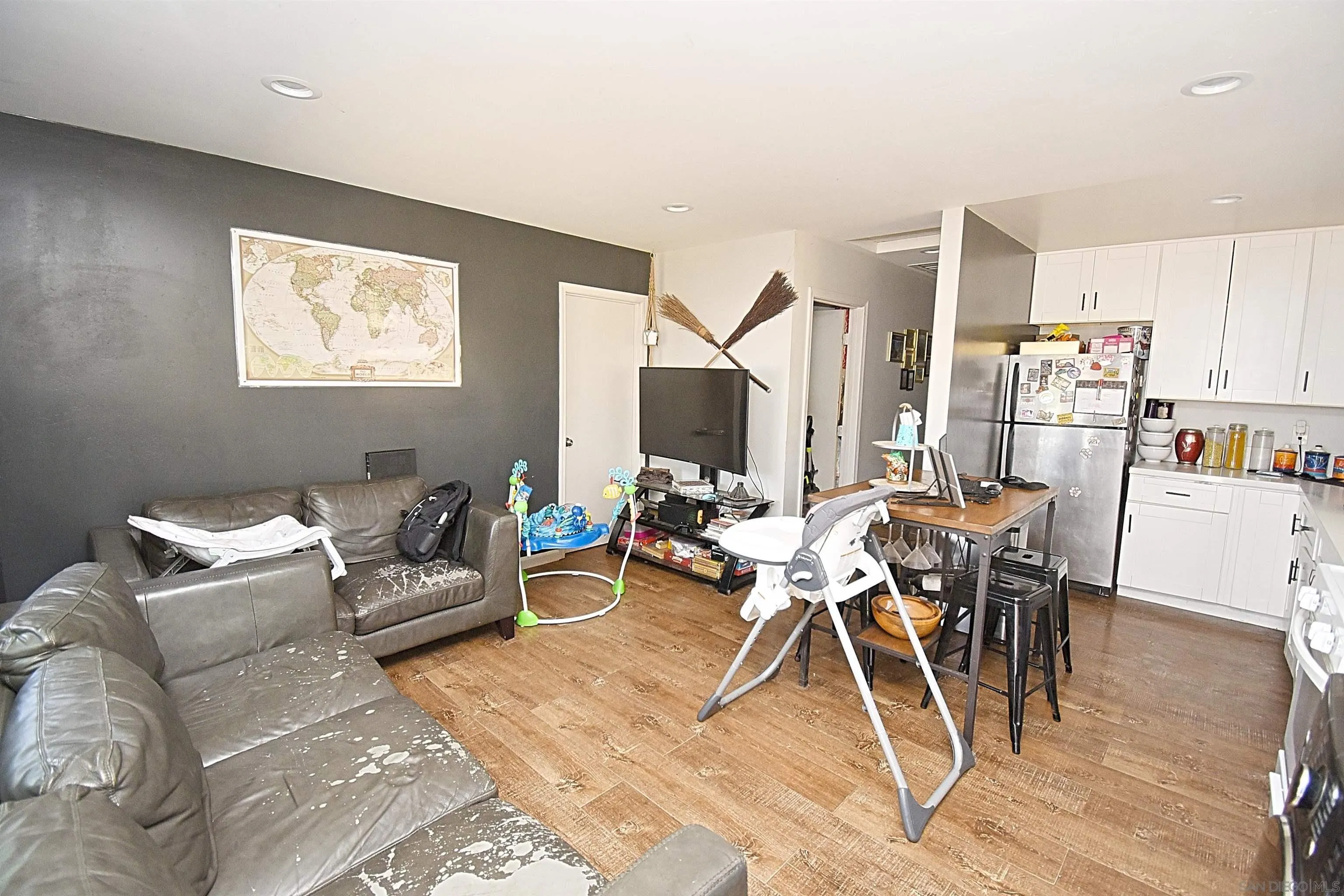 3775 - 3779 TEAK STREET, San Diego, CA 92113 3775 - 3779 TEAK STREET, San Diego, CA 92113