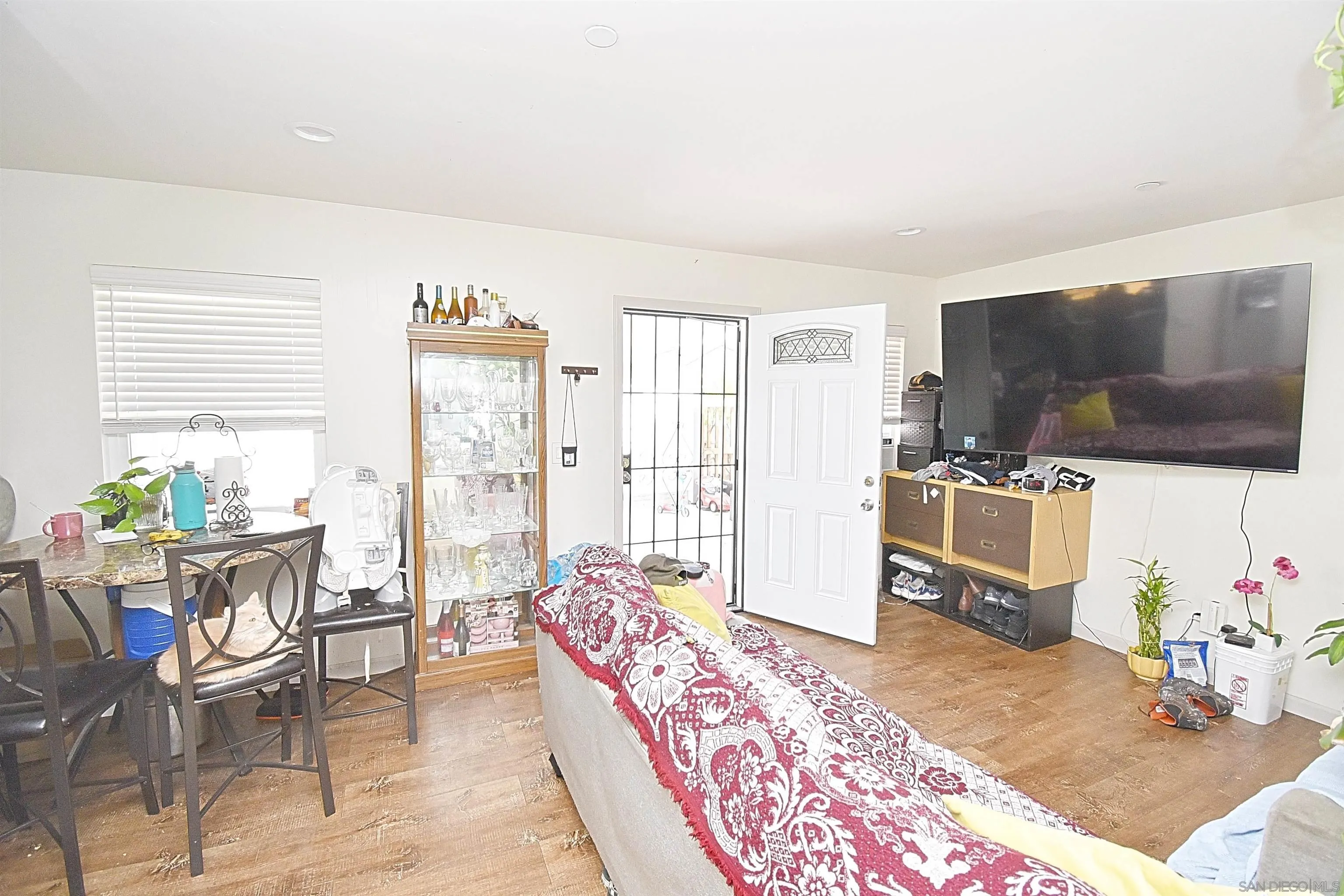 3775 - 3779 TEAK STREET, San Diego, CA 92113 3775 - 3779 TEAK STREET, San Diego, CA 92113