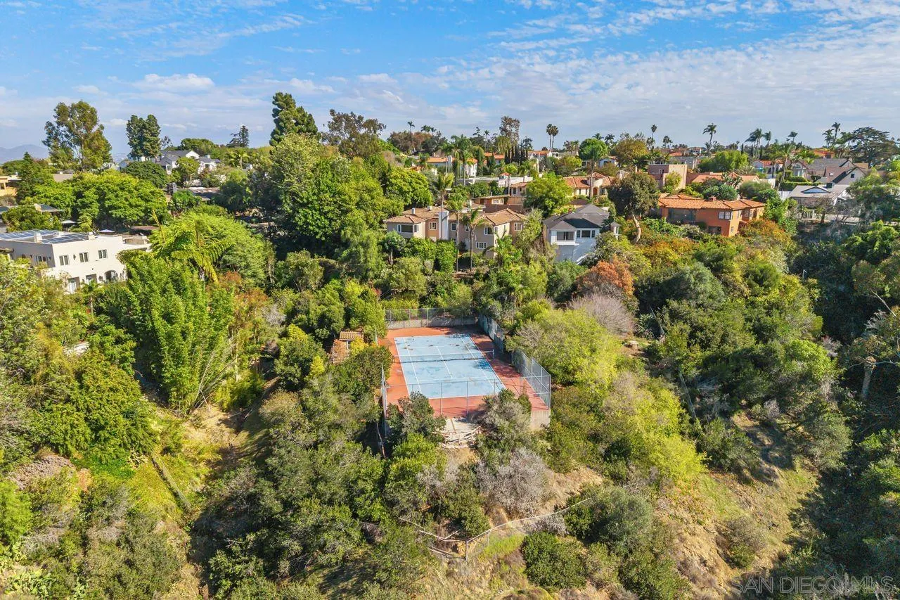2425 Arista Ct, San Diego, CA 92103 2425 Arista Ct, San Diego, CA 92103