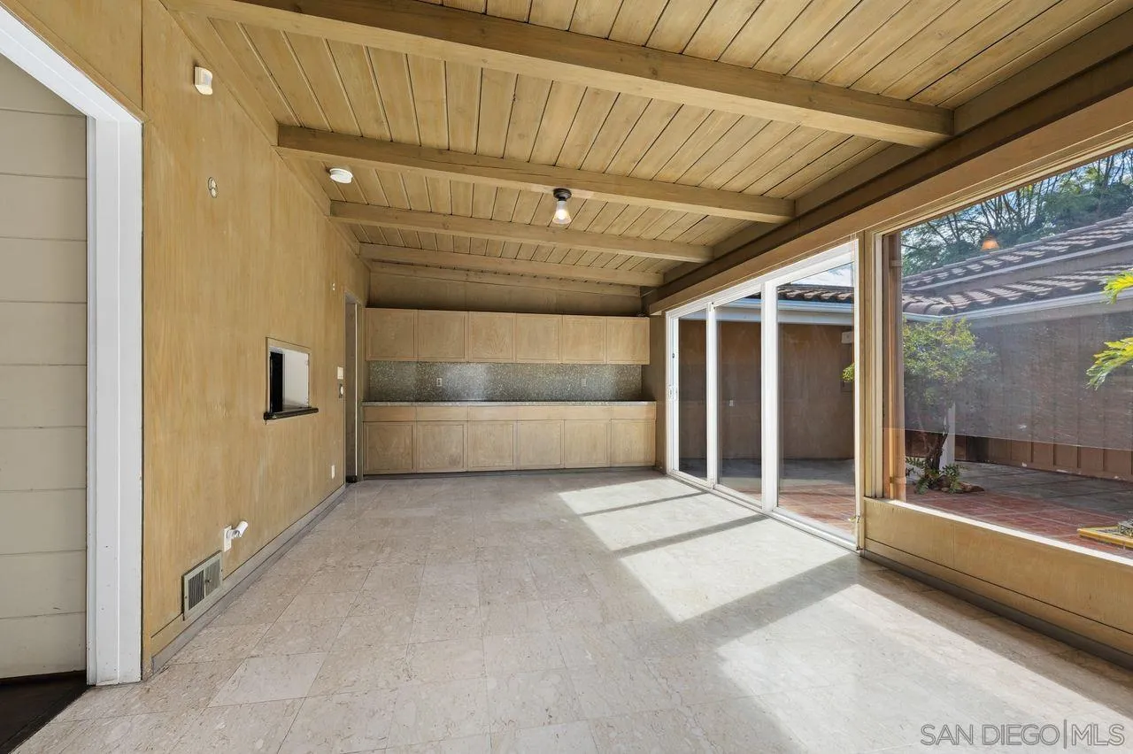 2425 Arista Ct, San Diego, CA 92103 2425 Arista Ct, San Diego, CA 92103