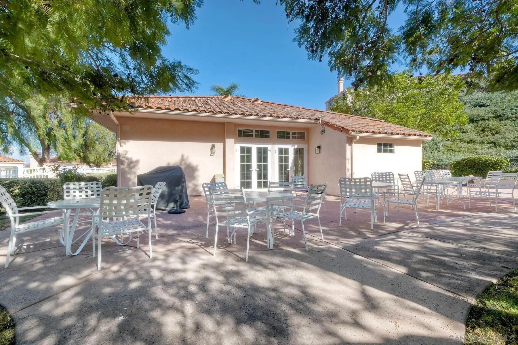 https://cdn.realtyfeed.com/cdn/127/260025472/16728e6a3965640f1be68841fcb20b40.webp