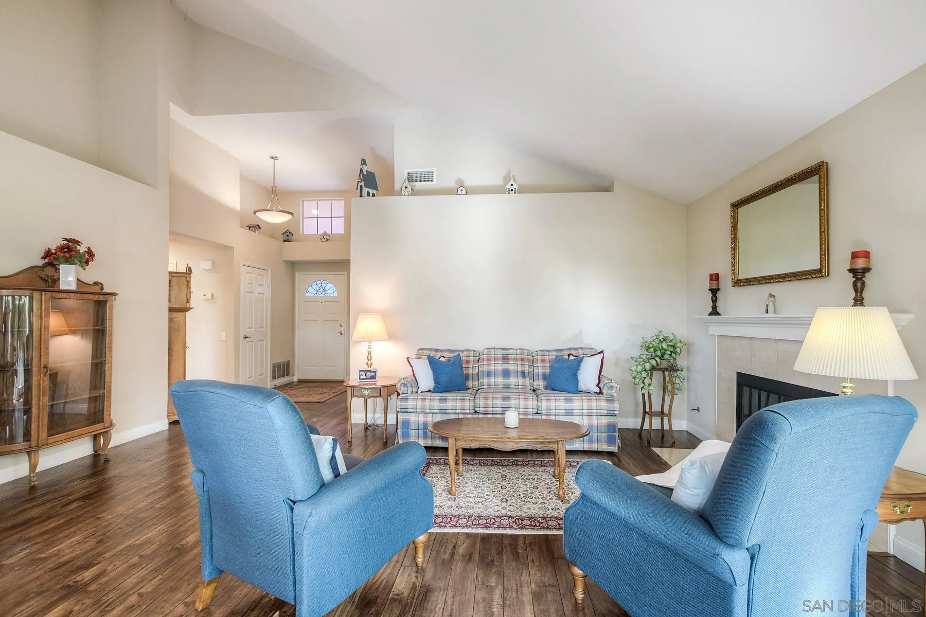 https://cdn.realtyfeed.com/cdn/127/260025472/76293712509c034aba261c19d0acbf07.webp