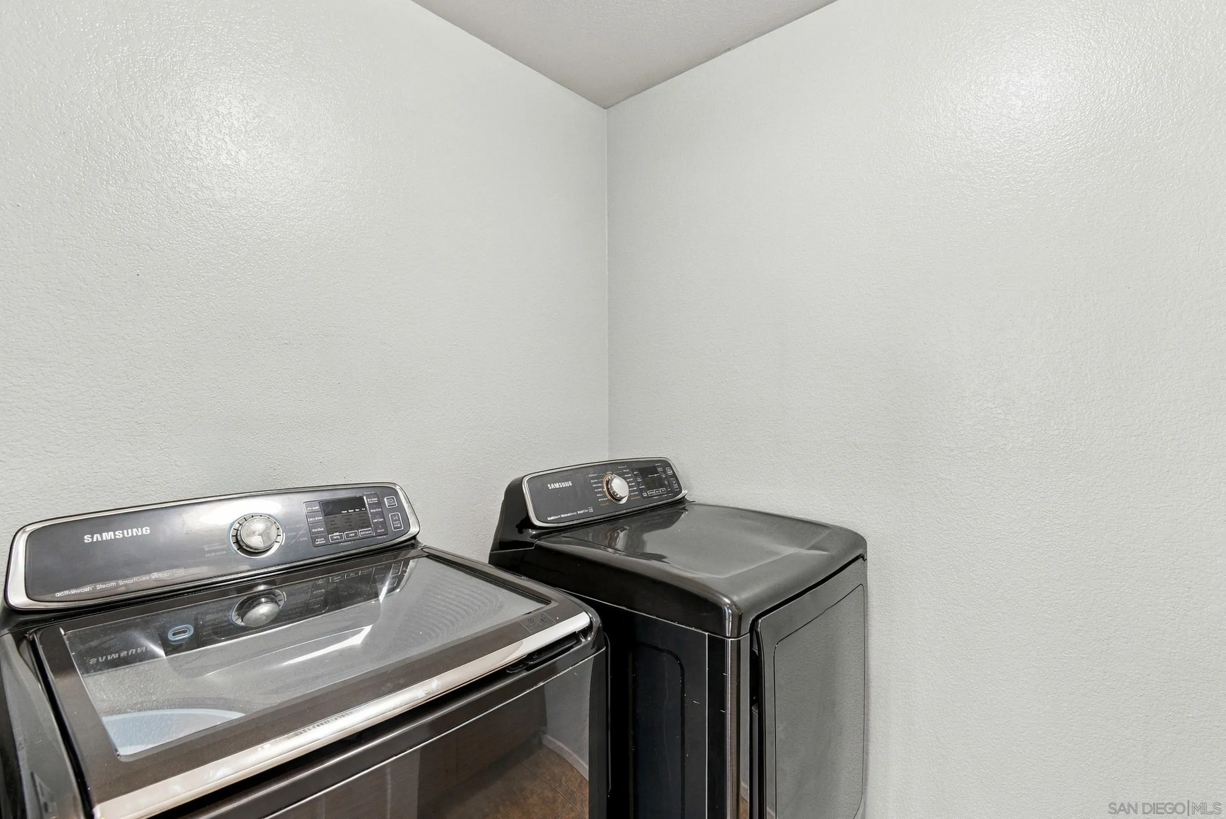 1555 Caminito Zaragosa, Chula Vista, CA 91913 1555 Caminito Zaragosa, Chula Vista, CA 91913