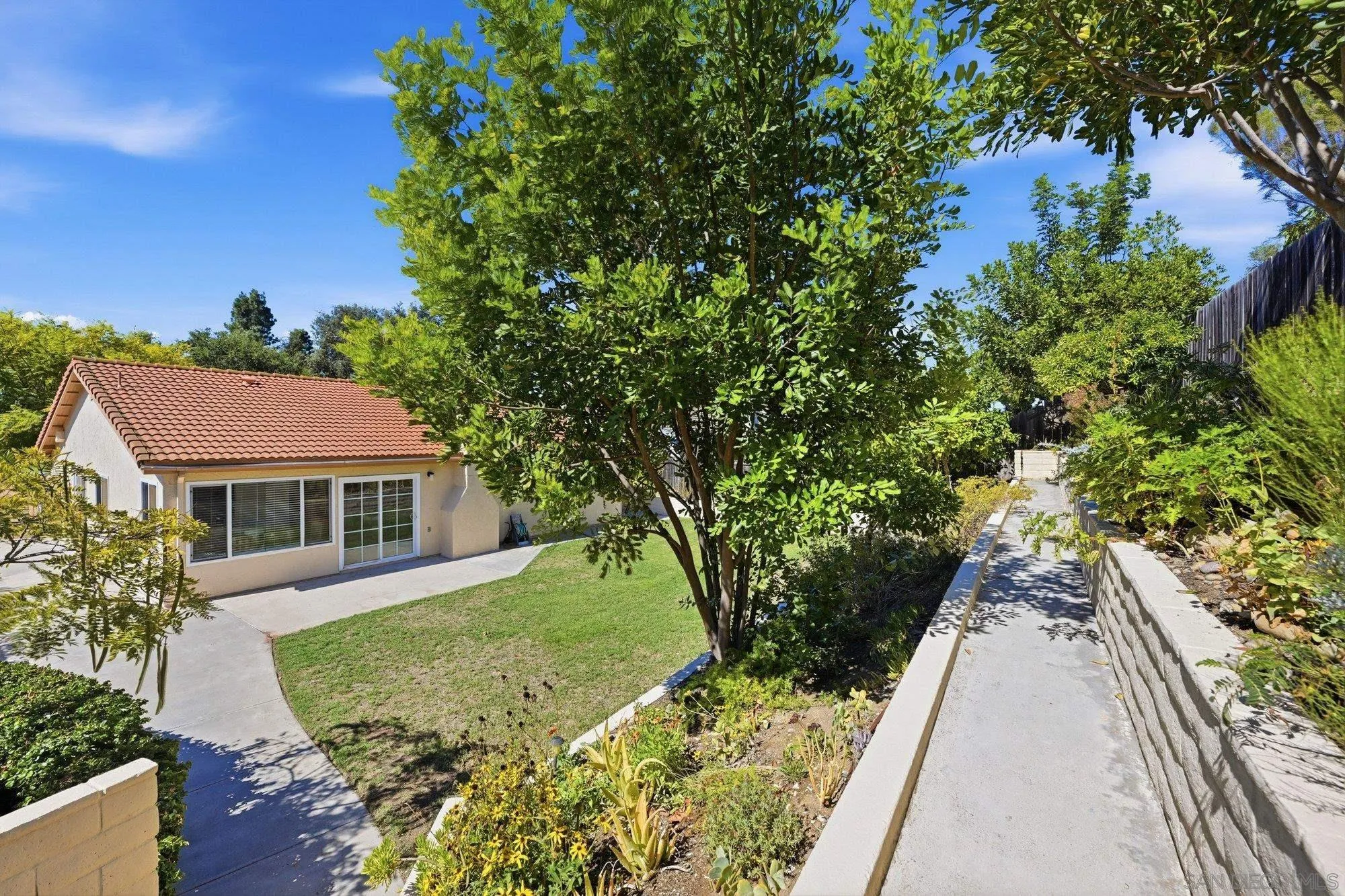 4777 La Cuenta Dr., San Diego, CA 92124 4777 La Cuenta Dr., San Diego, CA 92124