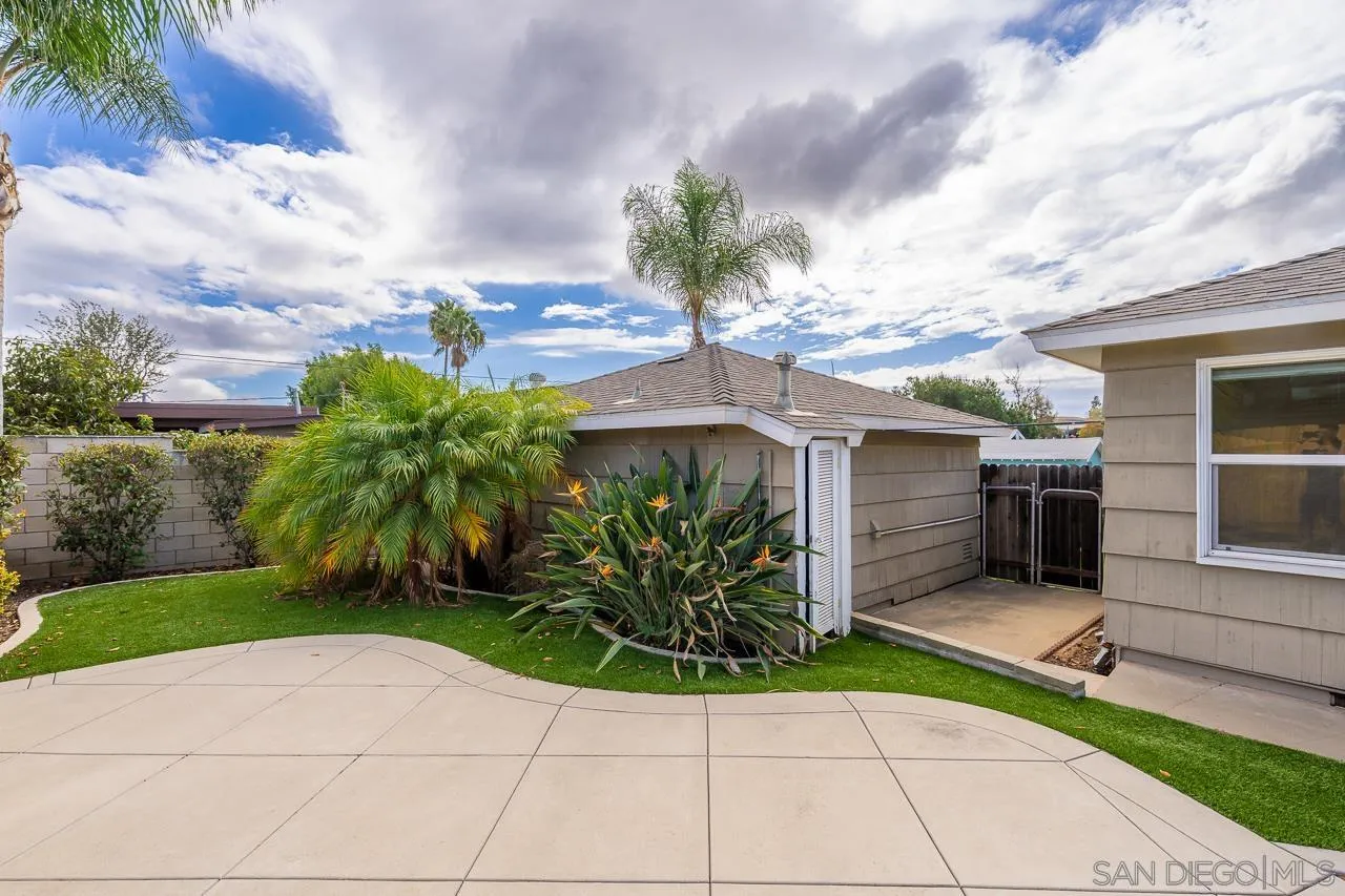 https://cdn.realtyfeed.com/cdn/127/260025478/8aacbc187d6ab7665984e9079953da7f.webp