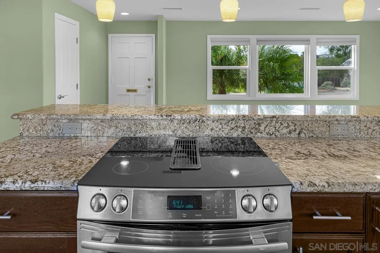 https://cdn.realtyfeed.com/cdn/127/260025478/aab12a0e77b732c857e7a4270128ca5f.webp