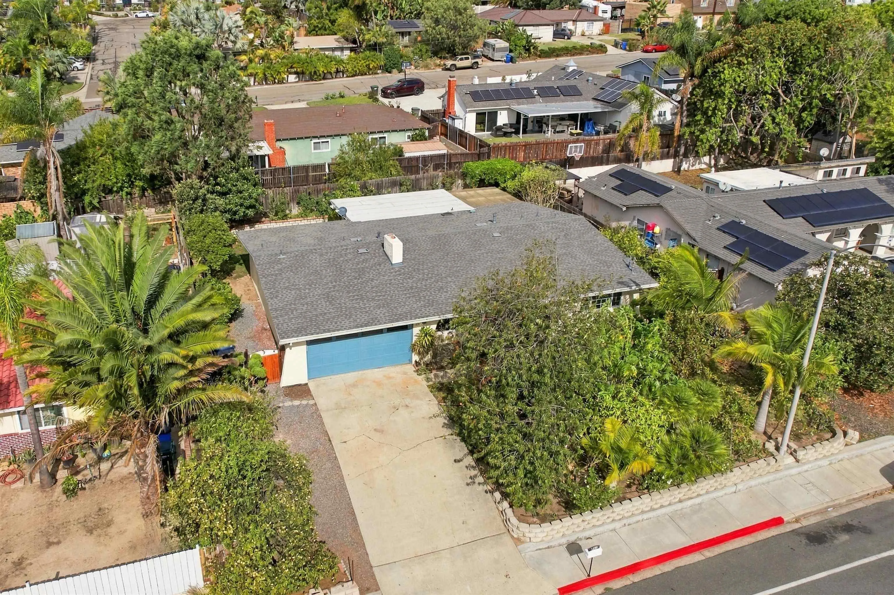 https://cdn.realtyfeed.com/cdn/127/260025479/503b4cb6cabc18dddea518eb87bb51e4.webp