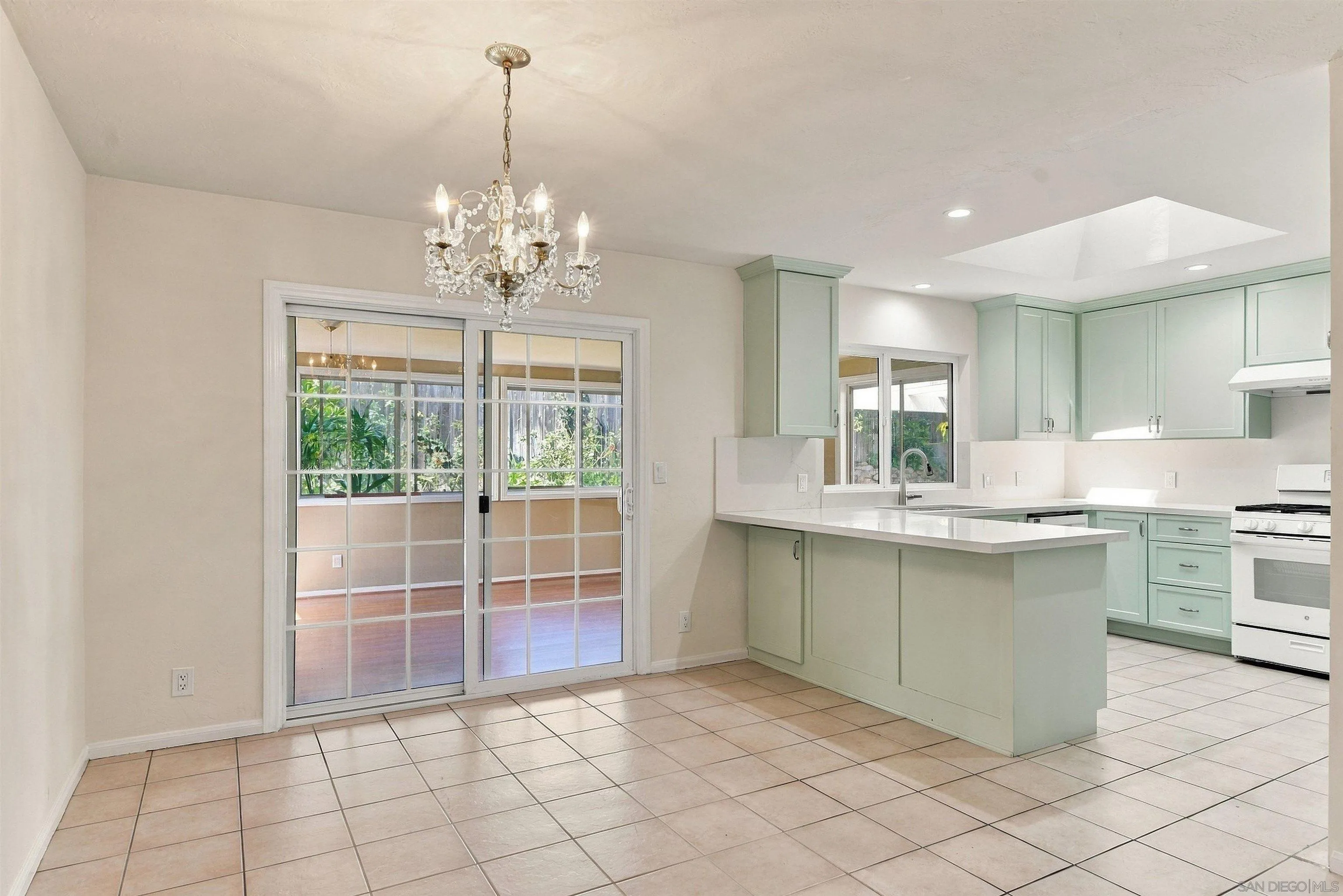 https://cdn.realtyfeed.com/cdn/127/260025479/86fbf79482699ca6c0f795a081589fd7.webp